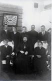 13. Епископ Иоанн с родственниками. 1927