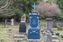 4-koze-tserkovnoe-kladbishche-foto--aleksandr-khmyrov-1-noyabrya-2025-g 4-koze-tserkovnoe-kladbishche-foto--aleksandr-khmyrov-1-noyabrya-2025-g