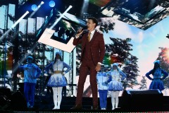 Концерт «Золотой хит» закончился на рассвете