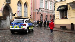 Проживающие в Эстонии российские граждане голосуют в Посольстве РФ в Таллине 