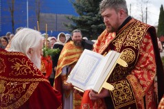 В храме Нарвской иконы Божией Матери