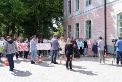 Пикет состоялся, но вопросы остались