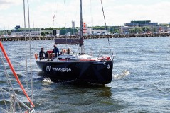 На таллинском рейде отдали дань памяти погибшим морякам