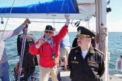 На таллинском рейде отдали дань памяти погибшим морякам