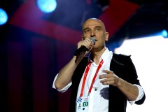 Концерт «Золотой хит» закончился на рассвете