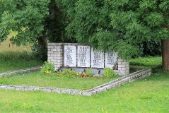 1. Памятник жителям деревни Васкнарва, павшим в Великой Отечественной. 25.07.2013.