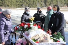 Светлану Давыдову проводили в последний путь