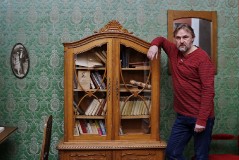Выставка «Весенняя сублимация» в Русском театре