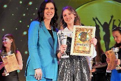 ДМИТРИЕНКО Виктория