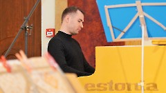 «Хороши весной в саду цветочки». Концерт ансамбля «Славутич»