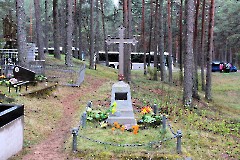 1. Нарва-Йыэсуу. Кладбище. Место перезахоронения русских воинов. 8 мая 2014 г. Фото - Александр Хмыров