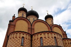 Пюхтицкий Успенский женский монастырь