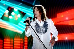 Концерт «Золотой хит» закончился на рассвете