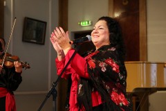 Цыганская душа Веры Соколовой