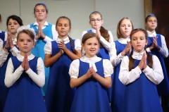 Хоровые коллективы исполнили «Песни разных народов»