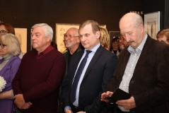 В Таллине с большим успехом прошла выставка графики Владислава и Веры Станишевских
