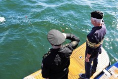 На таллинском рейде отдали дань памяти погибшим морякам