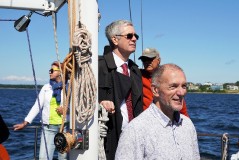 На таллинском рейде отдали дань памяти погибшим морякам