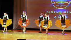 054. В Нарве стартовал фестиваль «Танцевальная мозаика». ДК Ругодив, 15 марта 2025 г. Фото - Александр Хмыров