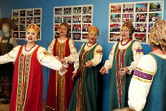 06. Открытие выставки Ирины Барсегян «Женская сила». Силламяэский центр досуга и культуры, 6 марта 2026 года. Фото- Александр Хмыров